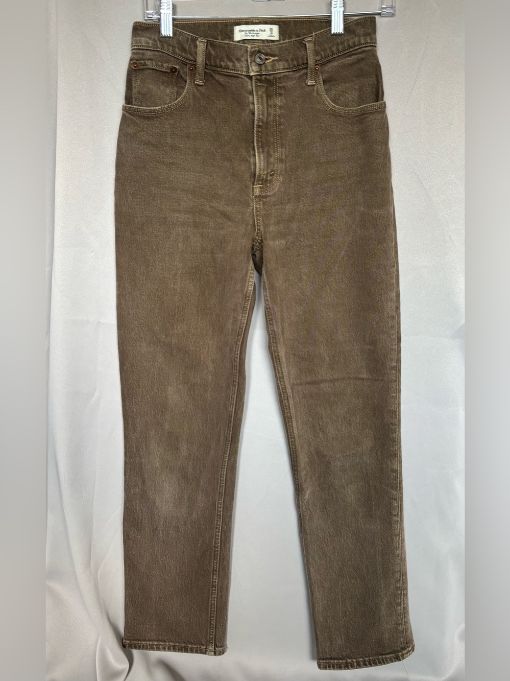 Abercrombie & Fitch Brown 90s Straight Ultra High Rise Jeans size 2 Short